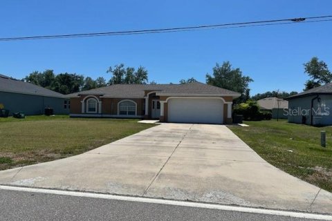 House in Punta Gorda, Florida 3 bedrooms, 152.64 sq.m. № 1125846 - photo 9