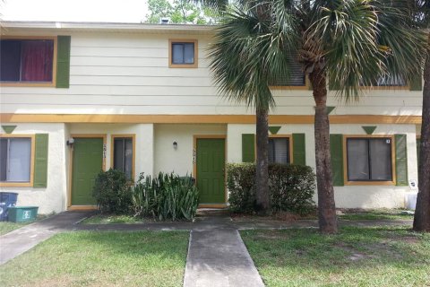 Townhouse in Orlando, Florida 2 bedrooms, 92.53 sq.m. № 1363837 - photo 1