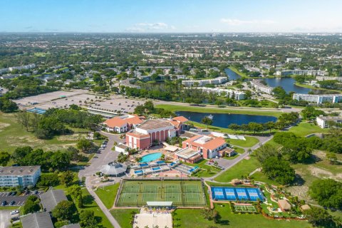 Copropriété à vendre à Deerfield Beach, Floride: 2 chambres, 92.9 m2 № 1173999 - photo 11