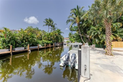 House in Fort Lauderdale, Florida 3 bedrooms, 193.7 sq.m. № 750379 - photo 29