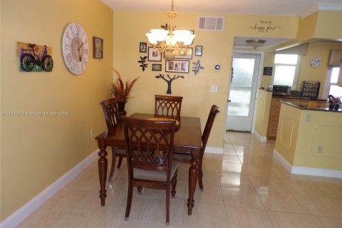 Condo in Aventura, Florida, 2 bedrooms  № 1364211 - photo 17