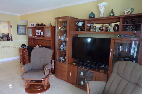 Condominio en venta en Aventura, Florida, 2 dormitorios, 100.61 m2 № 1364211 - foto 13