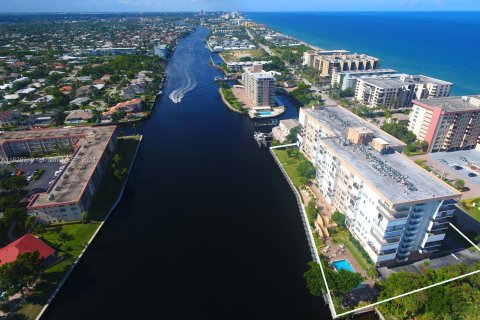 Condo in Hillsboro Beach, Florida, 2 bedrooms  № 1290720 - photo 25