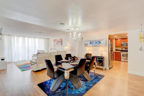 Condominio en venta en West Palm Beach, Florida, 2 dormitorios, 108.7 m2 № 585982 - foto 23