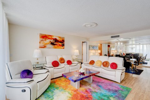 Condominio en venta en West Palm Beach, Florida, 2 dormitorios, 108.7 m2 № 585982 - foto 28