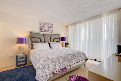 Condominio en venta en West Palm Beach, Florida, 2 dormitorios, 108.7 m2 № 585982 - foto 18
