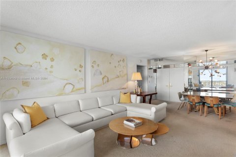 Copropriété à vendre à Miami Beach, Floride: 2 chambres, 133.78 m2 № 1316318 - photo 4