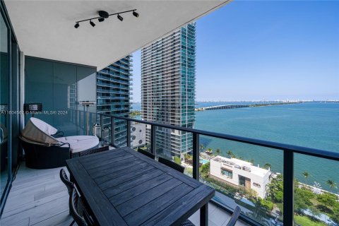 Condo in Miami, Florida, 2 bedrooms  № 1365296 - photo 13