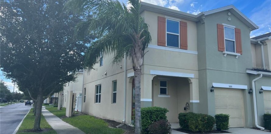 Townhouse in Kissimmee, Florida 4 bedrooms, 165.55 sq.m. № 1244557