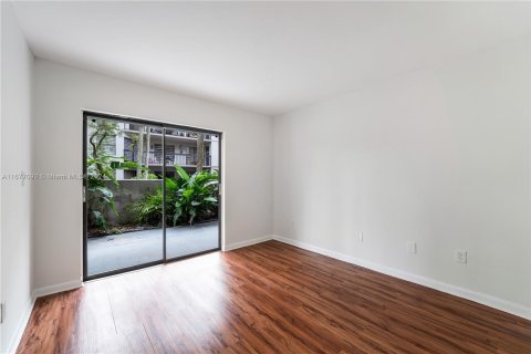 Copropriété à vendre à Miami, Floride: 3 chambres, 107.02 m2 № 1402742 - photo 13