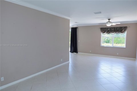 House in Parkland, Florida 4 bedrooms, 189.15 sq.m. № 1167995 - photo 14