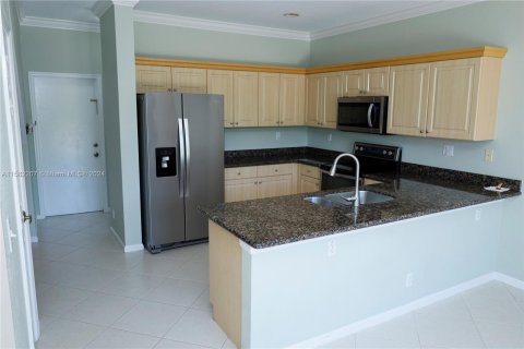 House in Parkland, Florida 4 bedrooms, 189.15 sq.m. № 1167995 - photo 17