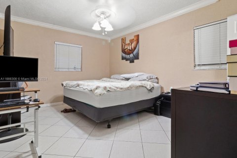 Villa ou maison à vendre à Miami Gardens, Floride: 3 chambres, 131.55 m2 № 1380261 - photo 10