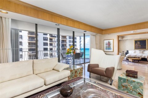 Condominio en venta en Bal Harbour, Florida, 2 dormitorios, 235.97 m2 № 1161463 - foto 8