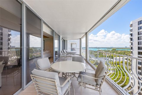 Condominio en venta en Bal Harbour, Florida, 2 dormitorios, 235.97 m2 № 1161463 - foto 11