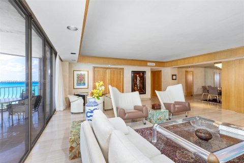 Condominio en venta en Bal Harbour, Florida, 2 dormitorios, 235.97 m2 № 1161463 - foto 5