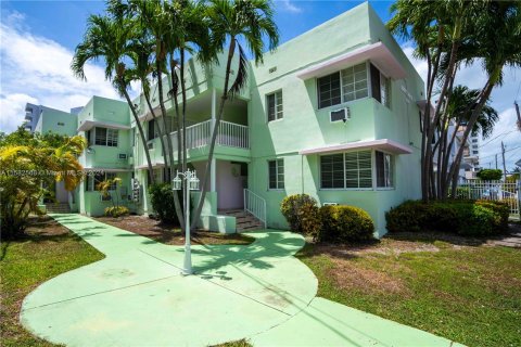Immobilier commercial à vendre à Miami Beach, Floride: 616.87 m2 № 1161509 - photo 2