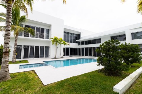Casa en venta en Weston, Florida, 5 dormitorios, 516.72 m2 № 781449 - foto 1