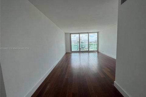 Condominio en venta en Miami Beach, Florida, 1 dormitorio, 79.15 m2 № 1330373 - foto 5