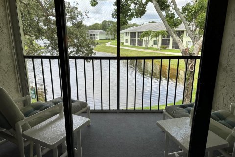 Condo in Palm Beach Gardens, Florida, 2 bedrooms  № 1228842 - photo 24