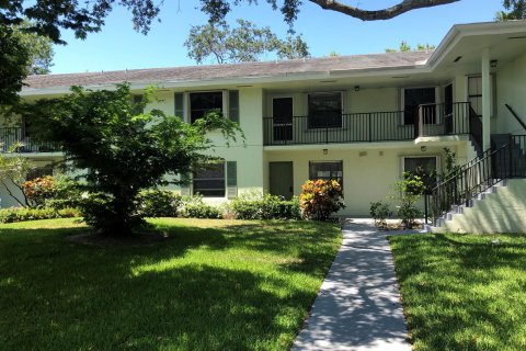 Condo in Palm Beach Gardens, Florida, 2 bedrooms  № 1228842 - photo 29