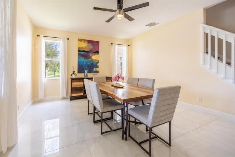 Casa en venta en Orlando, Florida, 5 dormitorios, 237.92 m2 № 1385334 - foto 17