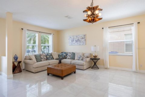 Villa ou maison à vendre à Orlando, Floride: 5 chambres, 237.92 m2 № 1385334 - photo 8