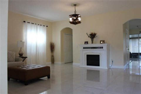 Villa ou maison à vendre à Orlando, Floride: 5 chambres, 237.92 m2 № 1385334 - photo 5