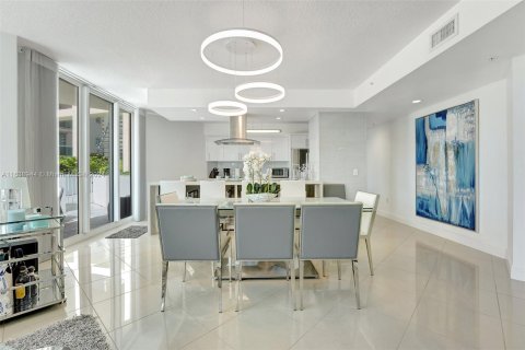 Copropriété à vendre à Aventura, Floride: 2 chambres, 149.57 m2 № 1316063 - photo 9