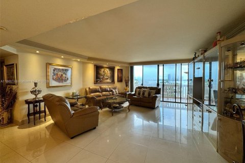 Copropriété à vendre à Aventura, Floride: 3 chambres, 176.51 m2 № 1368771 - photo 6