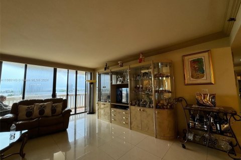 Copropriété à vendre à Aventura, Floride: 3 chambres, 176.51 m2 № 1368771 - photo 21