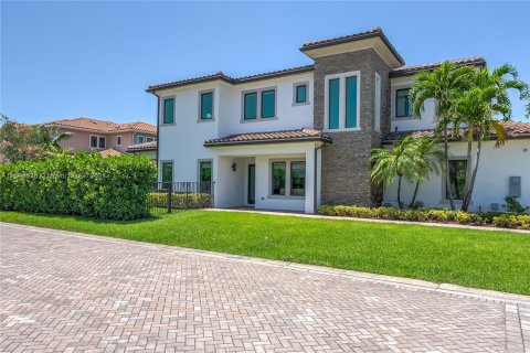 House in Hollywood, Florida 4 bedrooms, 245.17 sq.m. № 1187473 - photo 1