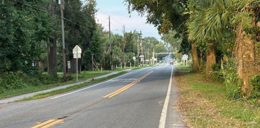 Terreno en Chiefland, Florida № 1314357