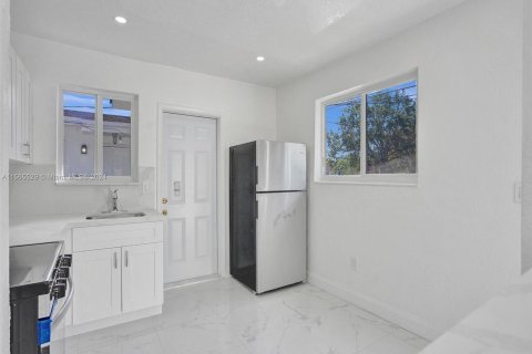 Immobilier commercial à vendre à North Miami Beach, Floride: 140.47 m2 № 1101782 - photo 15