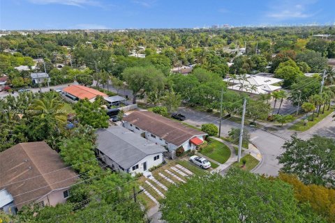 Купить коммерческую недвижимость в Норт-Майами-Бич, Флорида 140.47м2, № 1101782 - фото 4