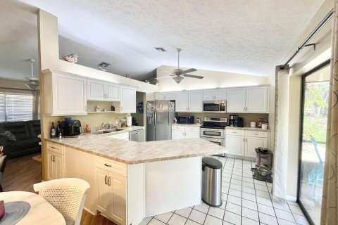 House in Lake Placid, Florida 2 bedrooms, 113.71 sq.m. № 1209147 - photo 22