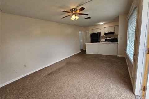 House in Port Charlotte, Florida 1 bedroom, 51.1 sq.m. № 1366924 - photo 3