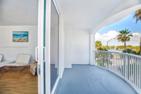 Condominio en venta en Miami Beach, Florida, 52.95 m2 № 1415525 - foto 14