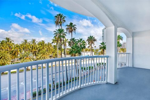 Condominio en venta en Miami Beach, Florida, 52.95 m2 № 1415525 - foto 15