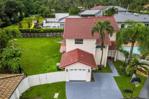 Villa ou maison à vendre à Miami, Floride: 3 chambres, 156.73 m2 № 1315616 - photo 3