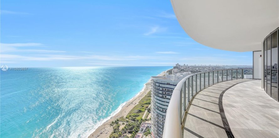 Condominio en Bal Harbour, Florida, 3 dormitorios  № 13315