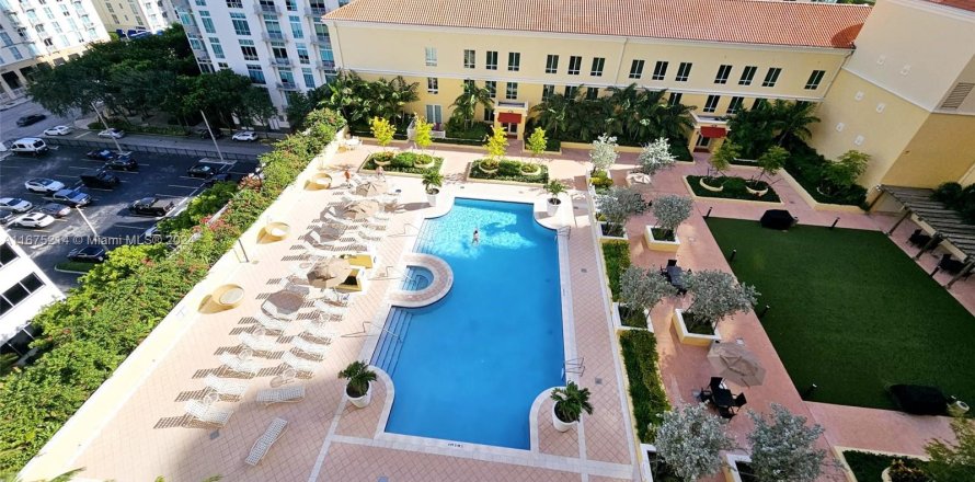 Condo à Miami, Floride, 3 chambres  № 1399047