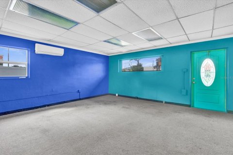 Immobilier commercial à vendre à Pinellas Park, Floride: 351.17 m2 № 1396537 - photo 19