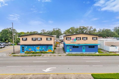 Immobilier commercial à vendre à Pinellas Park, Floride: 351.17 m2 № 1396537 - photo 1