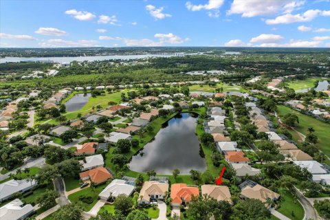 Casa en venta en Palm City, Florida, 5 dormitorios, 217.21 m2 № 1229115 - foto 1