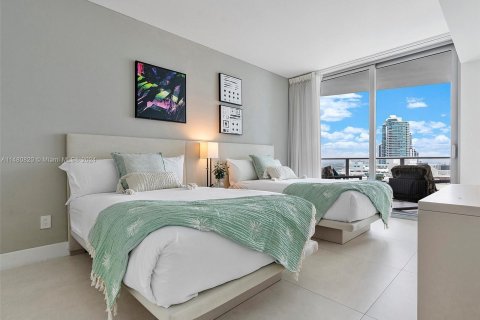 Condominio en venta en Hollywood, Florida, 2 dormitorios, 104.61 m2 № 818768 - foto 28