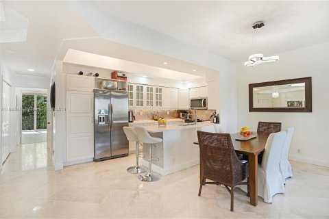 Condo in Aventura, Florida, 3 bedrooms  № 1401718 - photo 6