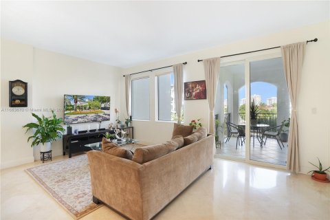 Condo in Aventura, Florida, 3 bedrooms  № 1401718 - photo 28