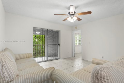 Condominio en venta en Miami, Florida, 3 dormitorios, 98.85 m2 № 1401676 - foto 9