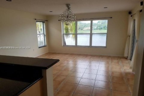 Casa en venta en Miramar, Florida, 4 dormitorios, 234.49 m2 № 1401679 - foto 10